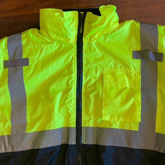 BODY GUARD INSULATED HI VISIBILITY REFLECTIVE JACKET CLASS 3 TYPE R - SIZE XL - Picture 11 of 16